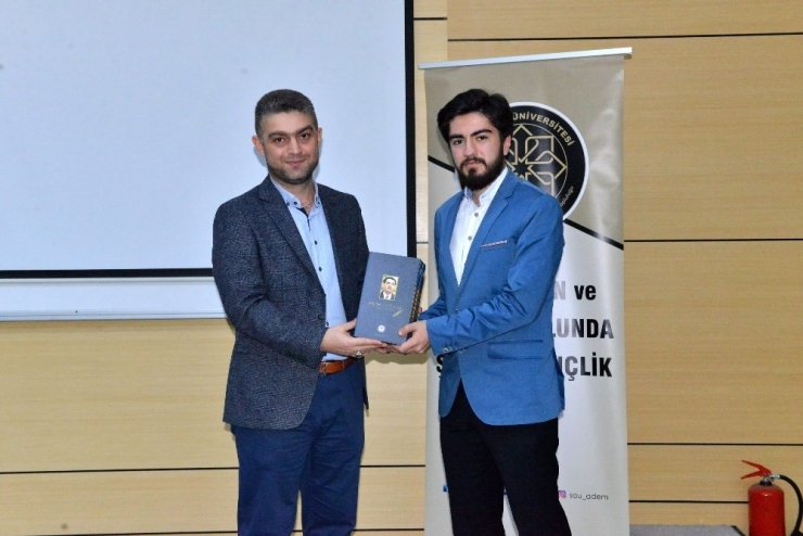 ’Oku! Düşün! Uyan!’ Adlı Konferans Saü’de Düzenlendi