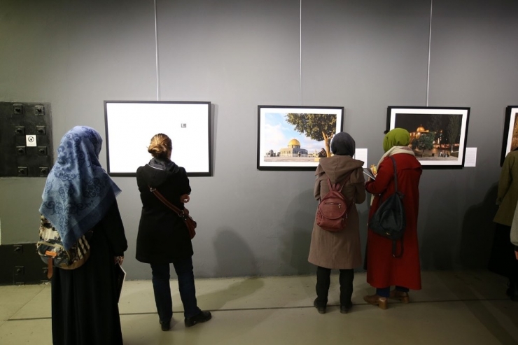 ‘Kudüs: Ey Hüzünler Şehri’ Fotoğraf Sergisi Osm’de Gerçekleştirildi