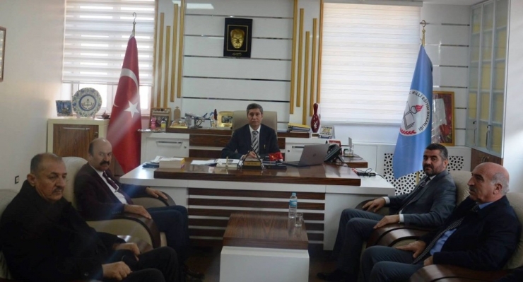 Mhp’li Avşar’dan Malatya Eğitimine Övgü