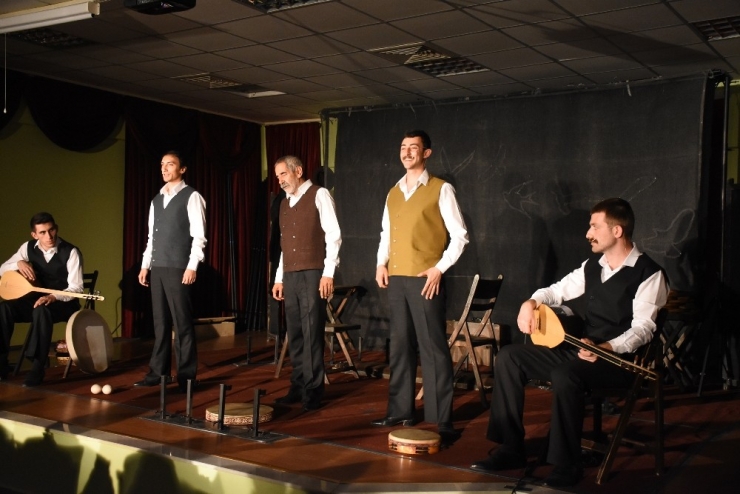 Muğla E Tipi Cezaevinde ‘Son Kuşlar’ Sahneledi