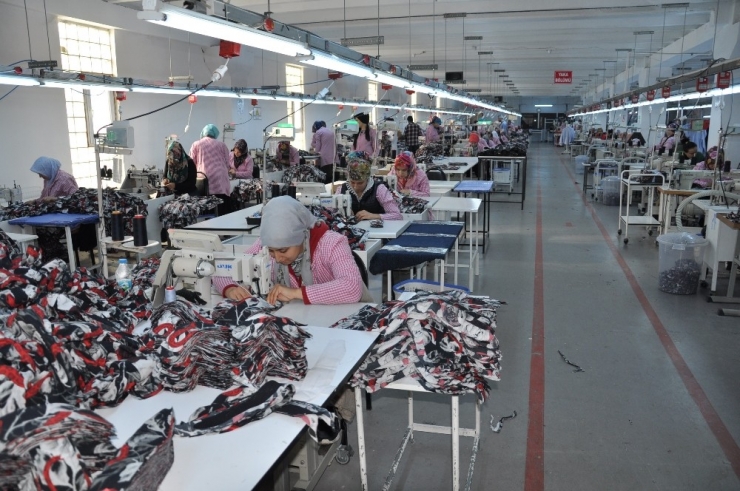 Simav’dan Avrupa’ya Tekstil İhracatı