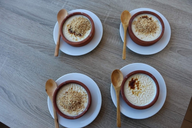 Hamsiköy Sütlacı Coğrafi İşarete Kavuştu, Yöre Esnafı Mutlu Oldu