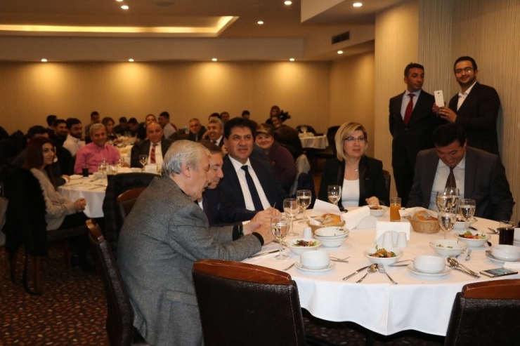 Gaziantep’te Kemer Gecesi