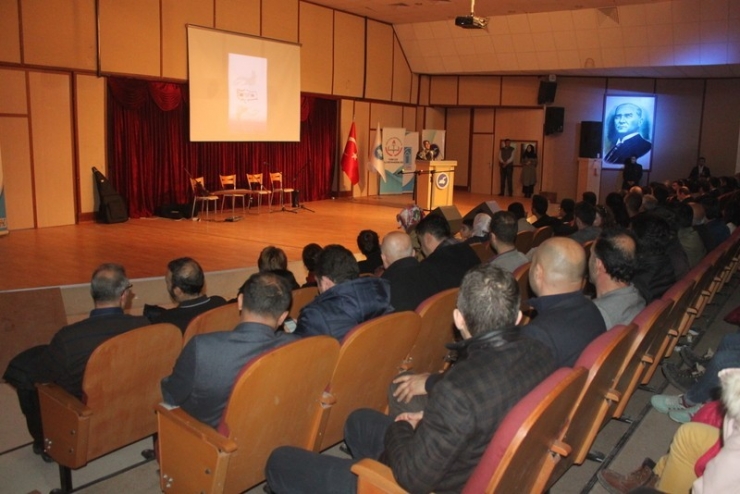 Öğrenciler Afişlerle 81 İli Tanıttı