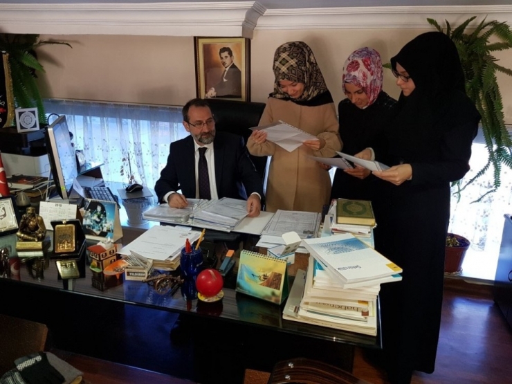 Tysd 128 Üniversite Öğrencisine Burs