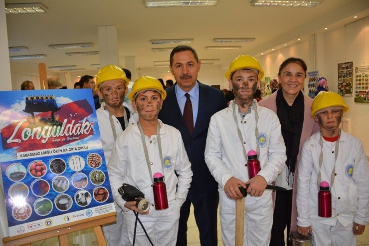 “Seksen Bir İliz, Hepimiz Sergisi” Ne Yoğun İlgi