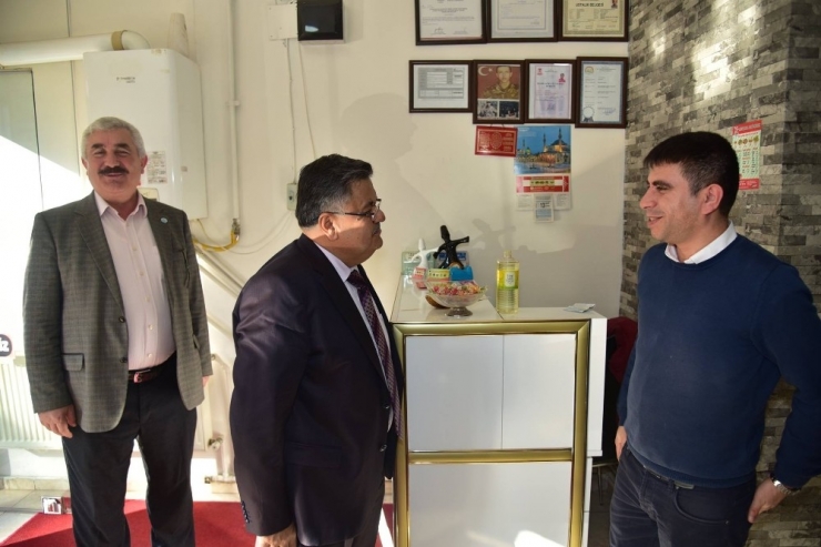 Başkan Yağcı’dan Esnaf Ve Vatandaş Ziyareti