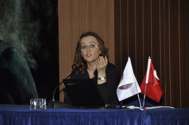 Gkv Anaokulunda “Bilinçli Anne” Semineri