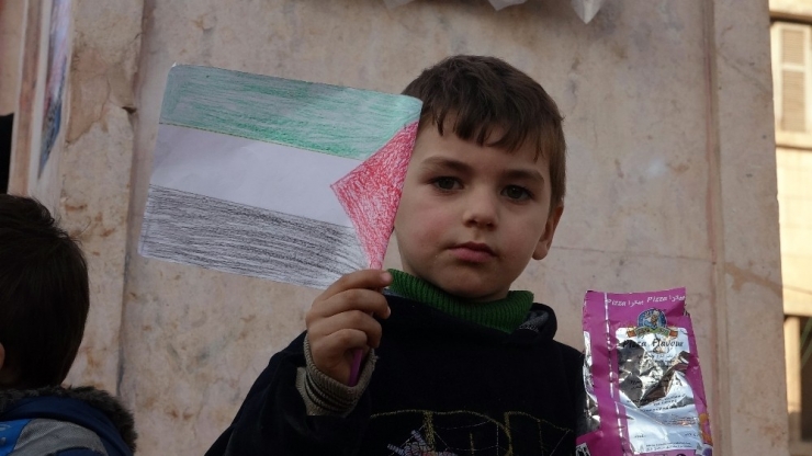 İdlibli Kadınlardan Trump’ın Kudüs Kararına Protesto