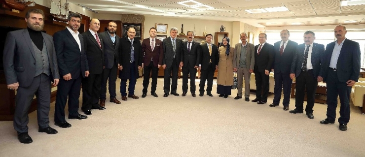 Başkan Karaosmanoğlu, Dadaşları Ağırladı