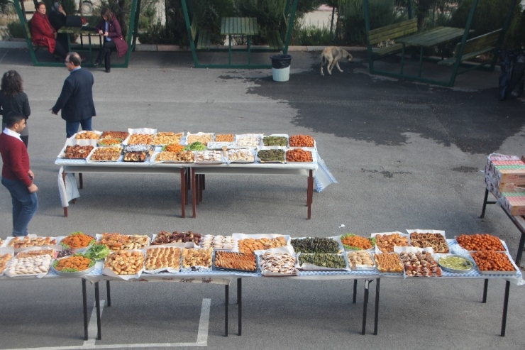 Sınav Öncesi Börekli Çörekli Moral