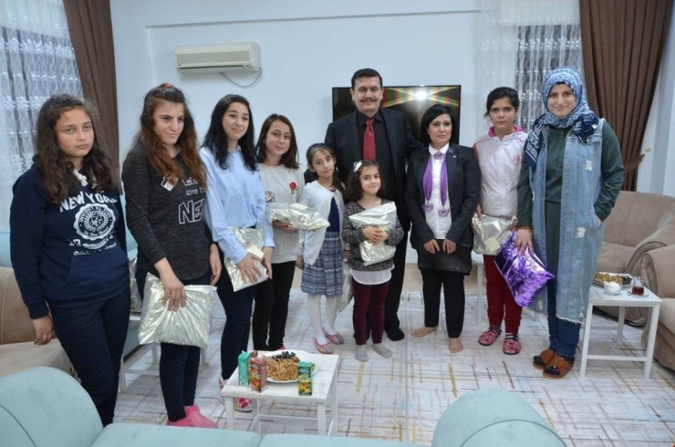 Vali Arslantaş’dan Anlamlı Ziyaretler