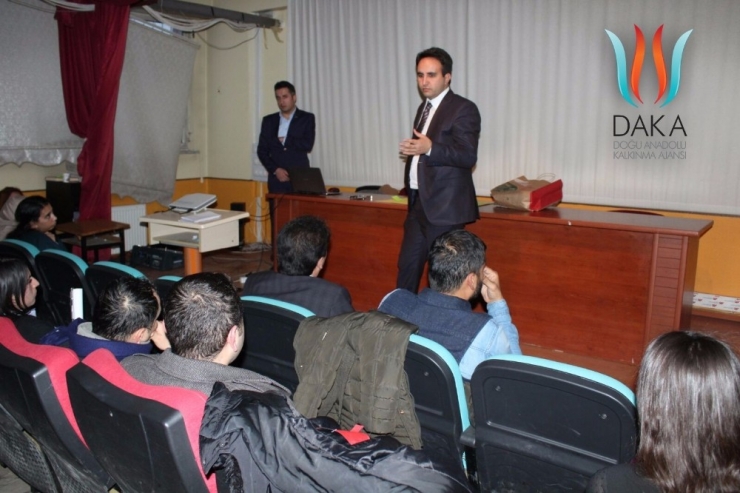 Çaldıran’da Daka Desteğiyle ‘Proje Döngüsü Yönetimi’ Eğitimi