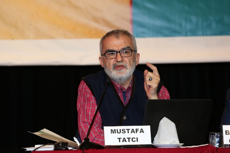 Akm’de ‘Aşk, İrfan Ve Anadolu’ Konuşuldu