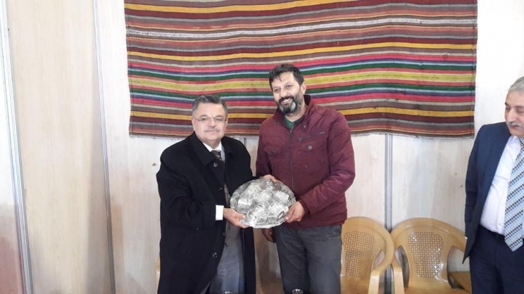 Başkan Yağcı Bilecik Organik Ve Yöresel Ürünler Alışveriş Günleri Pazarını Gezdi