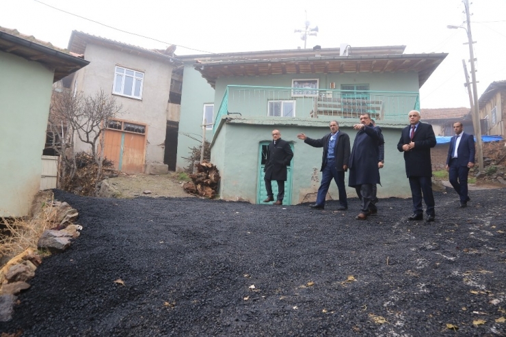 Başkan Gürkan Asfalt Çalışmalarını Yerinde İnceledi