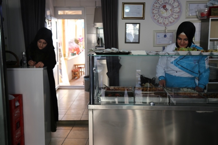 Çocukluk Hayalleri Ko-mek İle Gerçek Oldu