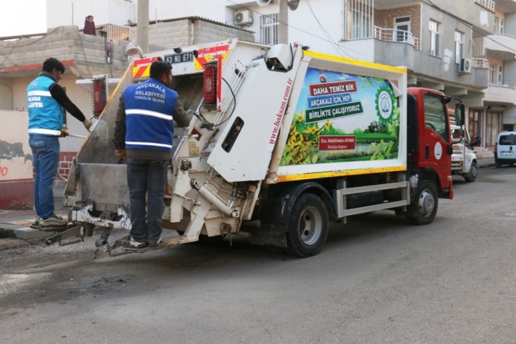 Daha Temiz Bir Akçakale İçin Temizlik Ekipleri Seferber Oldu