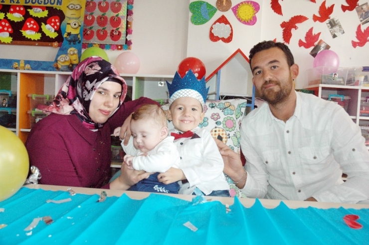 5 Yaşında 10 Ameliyat Geçirdi