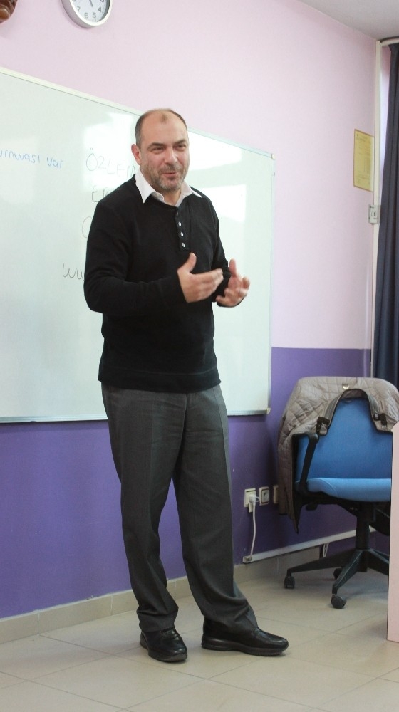 Kesikbaş İibf Öğrencileriyle Buluştu