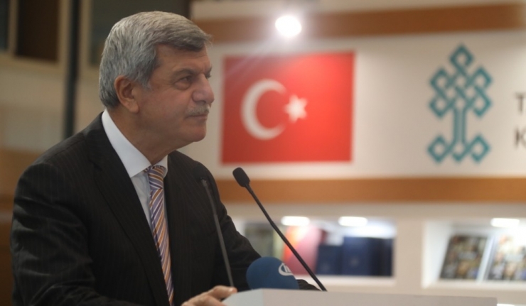 Başkan Karaosmanoğlu, Yerel Yönetimler Kitap Ve Kültür Fuarı’na Katıldı