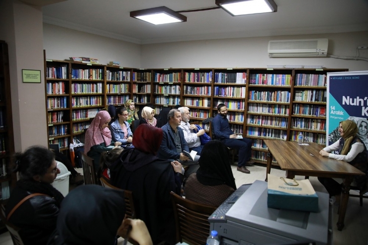 ’Nuh’un Kızı’ Konulu Söyleşi Sakaryalı Sanatseverlerle Buluştu