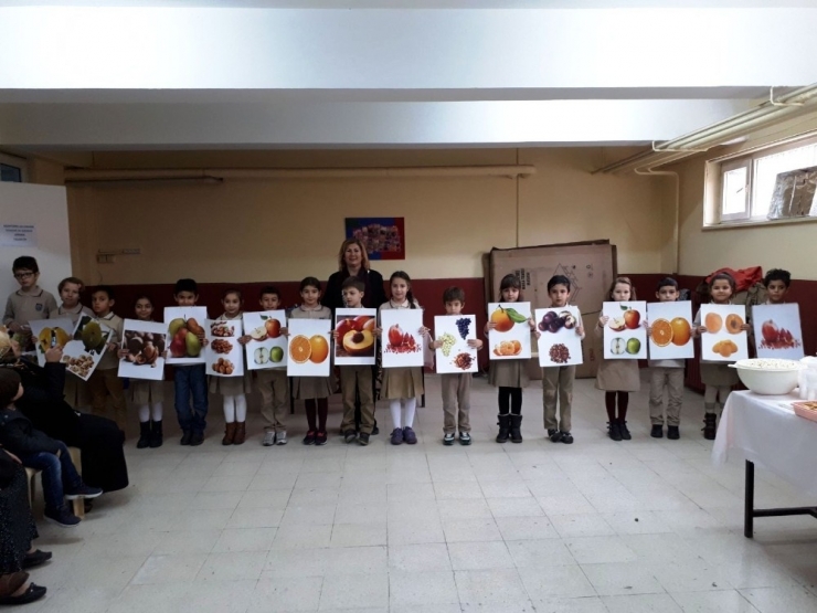 Aydın Ticaret Odası İlkokulu Öğrencileri Yerli Malı Tüketimine Vurgu Yaptı