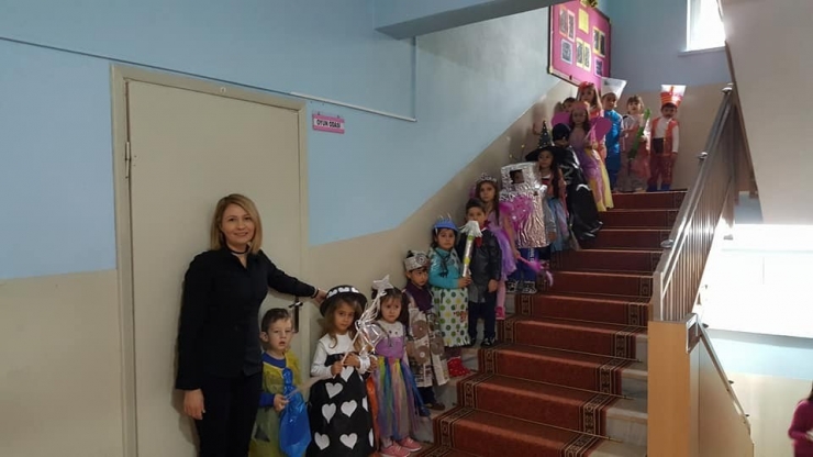 Başkan Yalçın, Minik Öğrencilerin Etkinliğine Katıldı