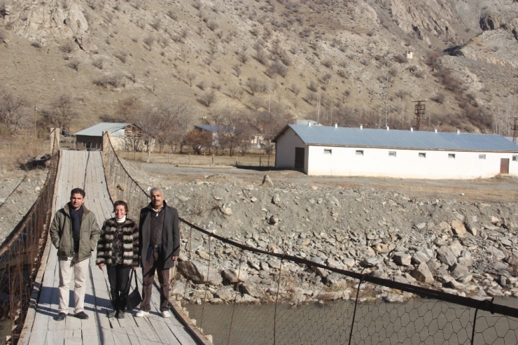 Müdür Şimşek Köylerdeki Seraları Ziyaret Etti