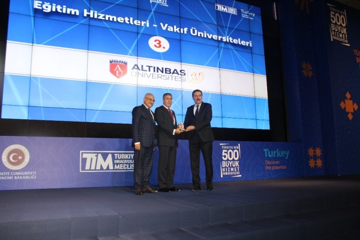 Prof. Dr. Çağrı Erhan: “Türk Üniversiteleri Olarak 150 Ülkeden 120 Bin Öğrenciyi Ağırlıyoruz”