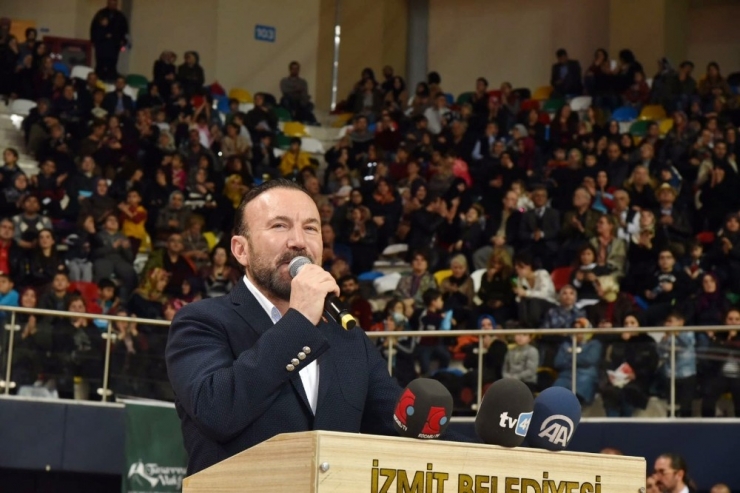 Mevlana’nın 744. Vuslat Yılında 200 Kişilik Sema Gösterisi