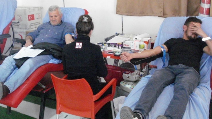 Sarıgöl’de İki Günde 70 Ünite Kan Toplandı