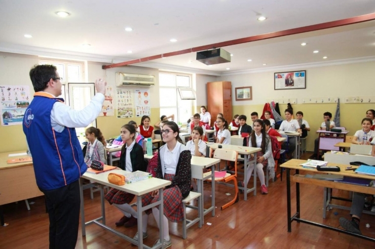 Osmaniye’de 3 Bin 905 Öğrenciye Afet Ve Deprem Eğitimi Verildi