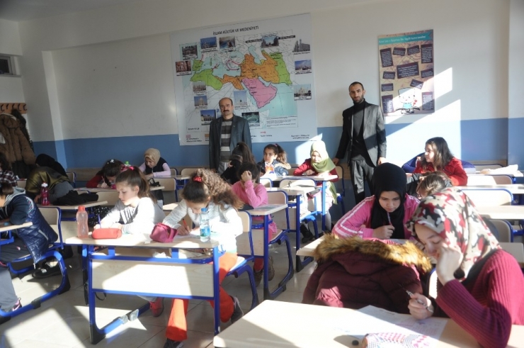 Bozüyük’te ’Efendimizin İzinde Siyer-i Nebi’ Yarışması