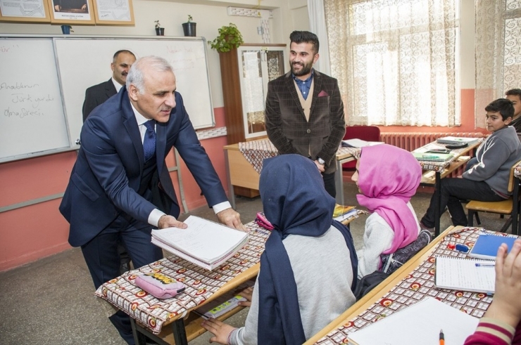 Vali Zorluoğlu’nun Okul Ziyareti
