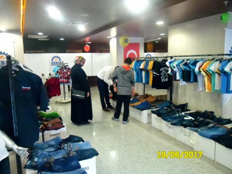 Gebze Belediyesi İhtiyaç Sahiplerinin Yanında