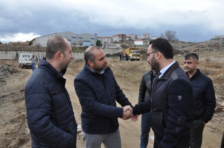 Kula’da Yeni Hastane İçin İlk Kazma Vuruldu