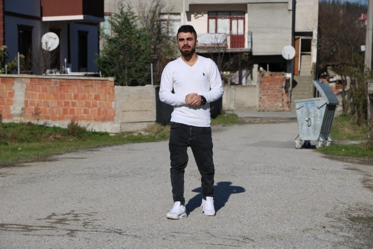 10 Senedir Çektiği Kemik İltihabından Kurtulmak İstiyor