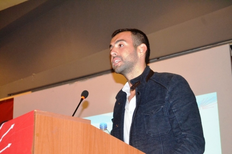 Ayvalık Chp Gençlik Kollarına Yeni Yönetim