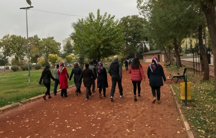 Ebelik Bölümü Öğrencilerinden Toplumsal Duyarlılık