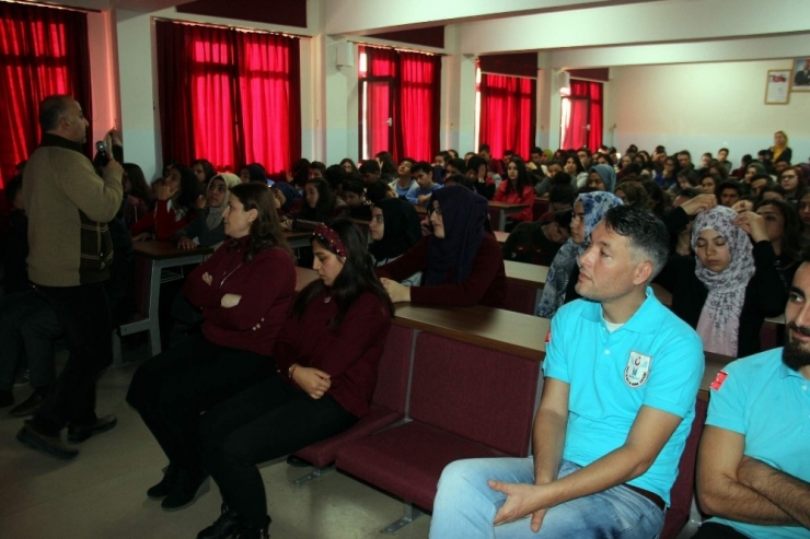 Afad Ve Türkuaz Doğa Sporları Arama Kurtarma Derneği Öğrencileri Bilgilendirdi