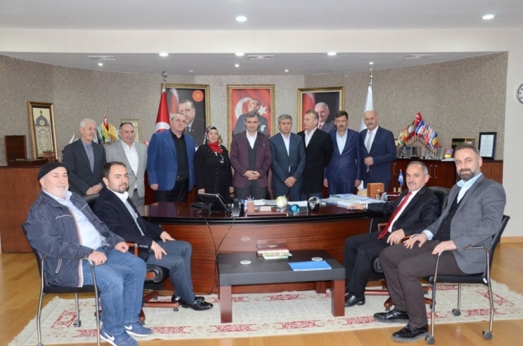 Ak Parti’den Belediye Çalışmalarına İnceleme