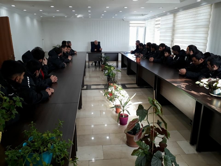 Başkan Altun’a 36 Numaralı Forma Hediye Edildi