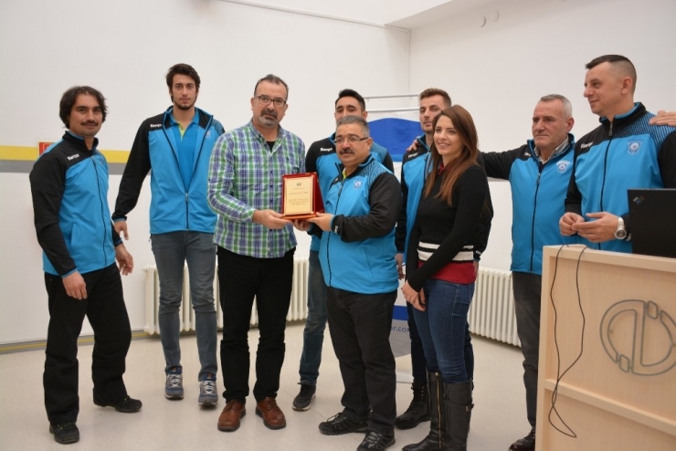 "Beton Adamlar" Anadolu Üniversitesi’nde Öğrencilerle Buluştu