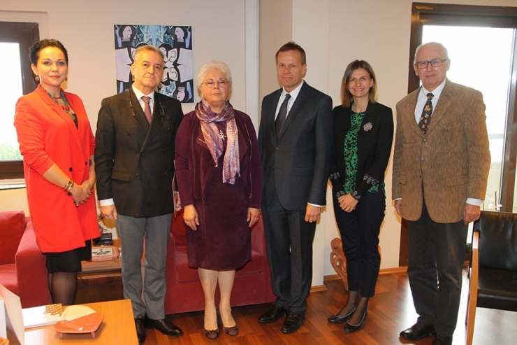 Kağıdın Sanata Dönüşümü İzmir Ekonomi’de