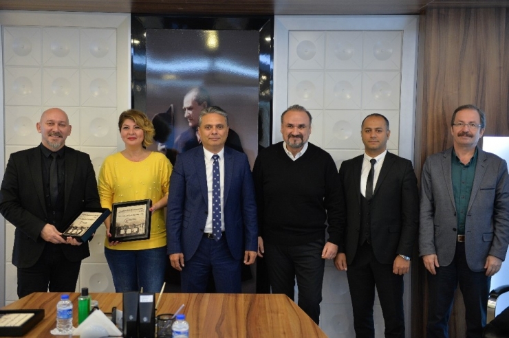 Gençlik Orkestrası Solistlerine Plaket