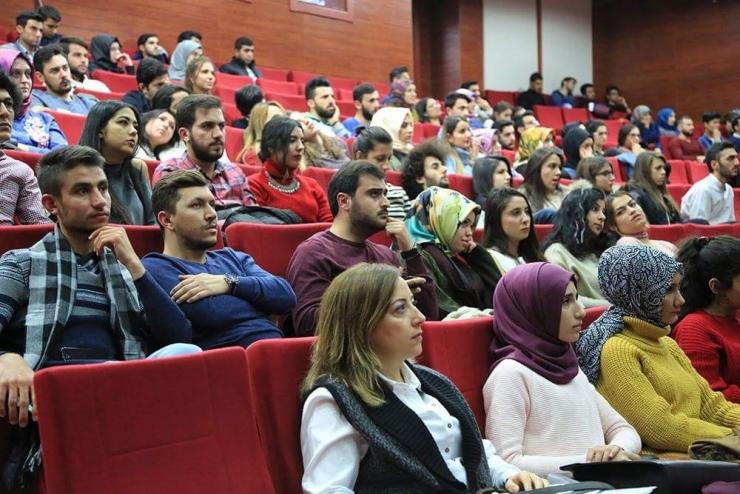 “Kamuda Kariyer İmkanları” Konferansı Beğeni Topladı