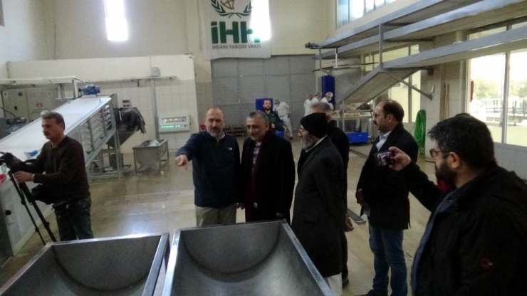 Pakistan Adalet Bakanı Khun: "Pakistan’da Tüm Fetö Okulları Kapatıldı”