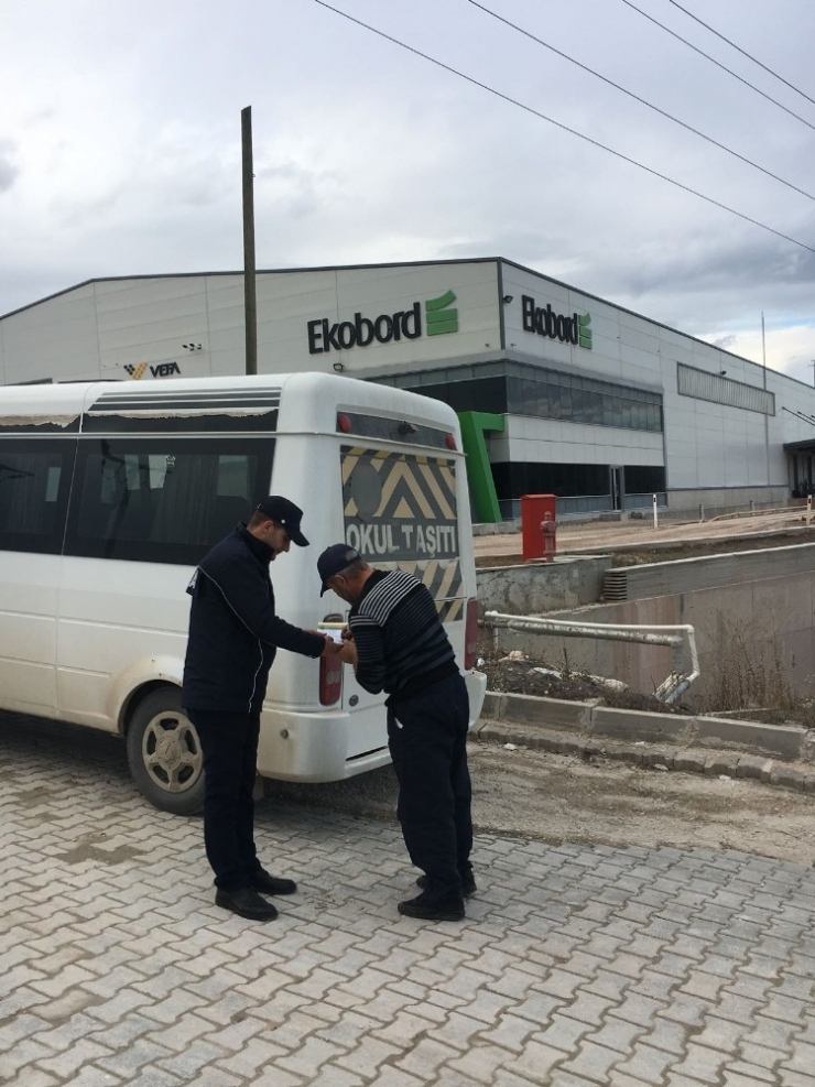 Zabıta Müdürlüğü’nden Özel Servis Araçlarına Denetim