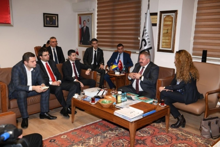 Bosna Hersek Brçko Distrikt Başbakanı Damir Bulçeviç Ve Beraberindeki Heyet Kayseri Osb’yi Ziyaret Etti